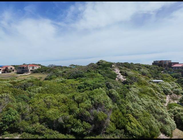 1,145M² VACANT LAND FOR SALE IN PARADISE BEACH
